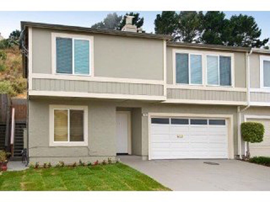Primary Photo - 56 Morton Dr