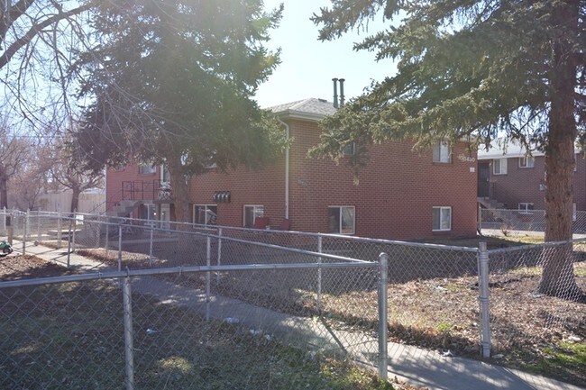 Building Photo - 5430 W 3rd Pl
