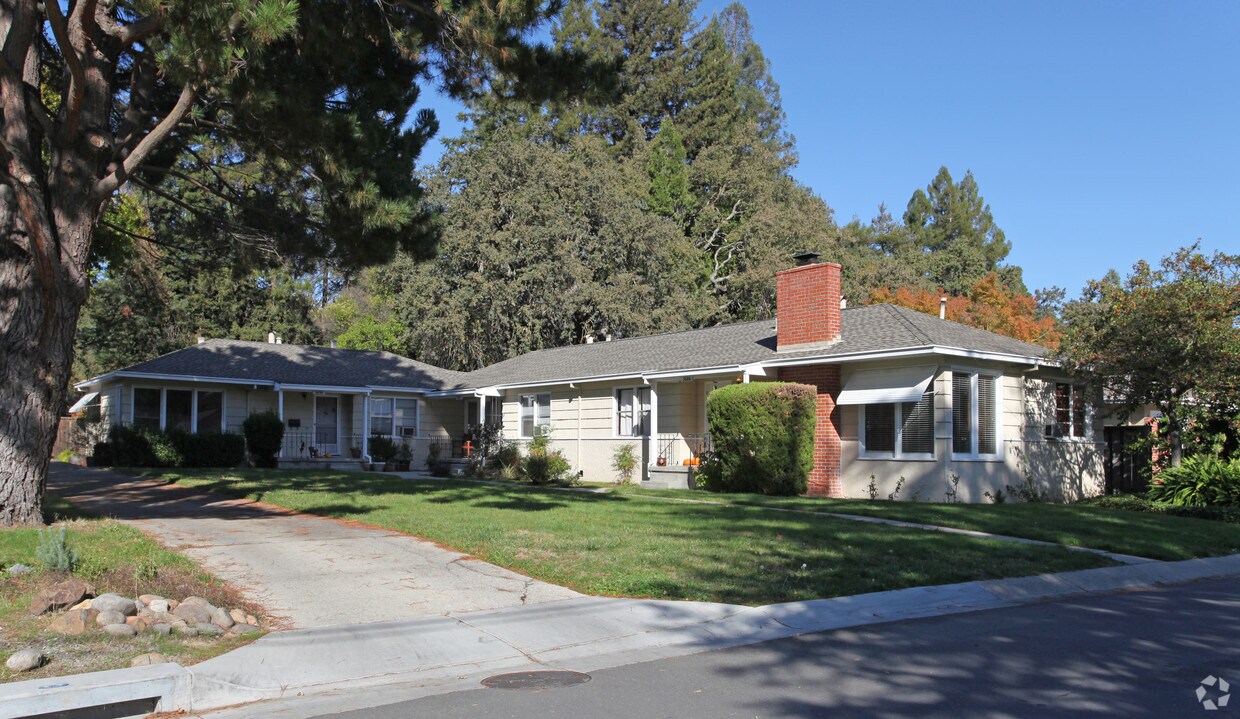 3690 Mosswood Dr, Lafayette, CA 94549 Apartments in Lafayette, CA