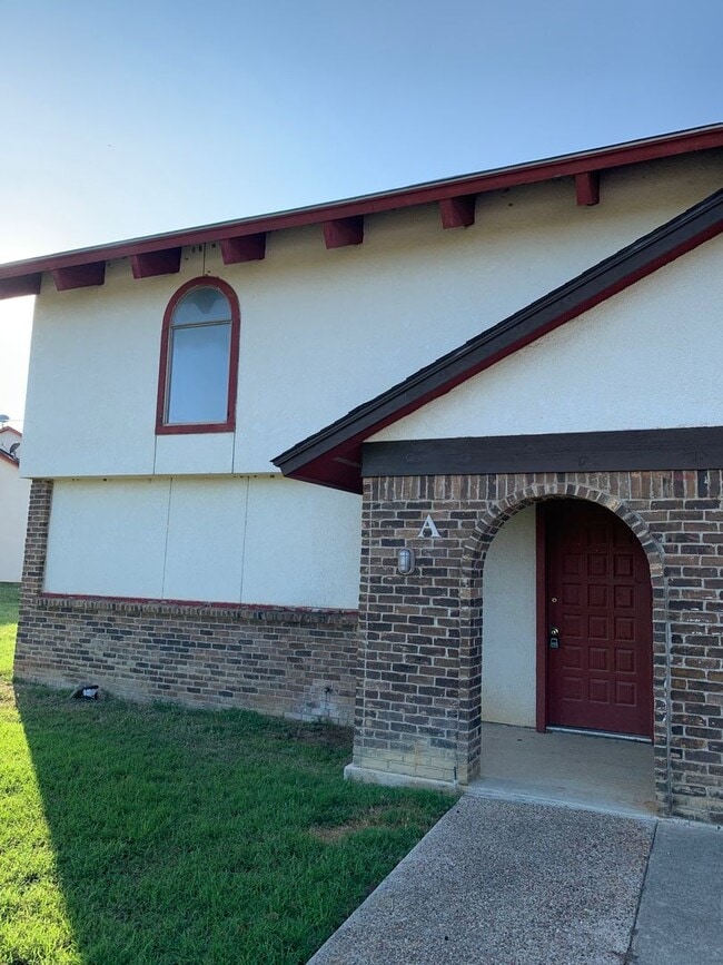 Building Photo - 149 Private Rd 1509