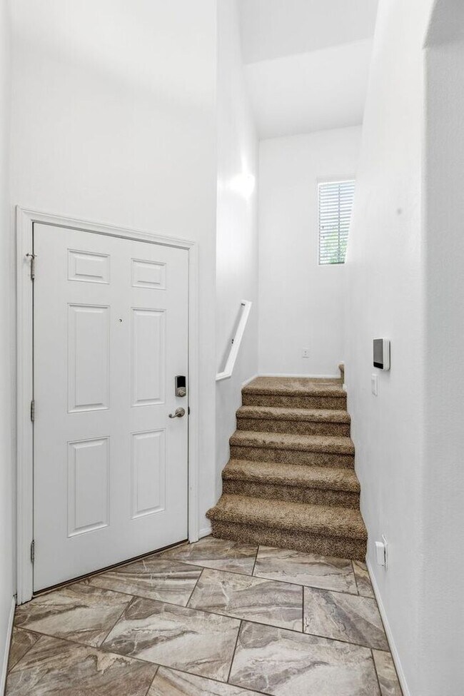 Building Photo - Your Next Home Awaits | 4 Bed, 3 Bath with Private Pool