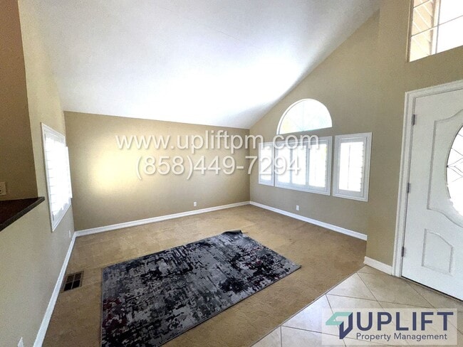 Building Photo - Gated Community Canyon Lake - Large 3 bedr...
