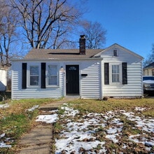 Building Photo - 3835 N Tacoma Ave