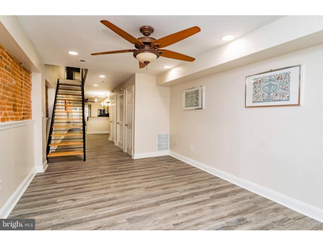 Building Photo - 306 S Poppleton St