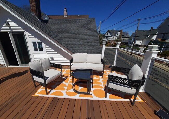 Foto del edificio - 252 Admiral St