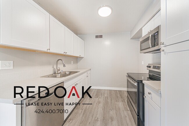 Foto del edificio - 10741 Moorpark St