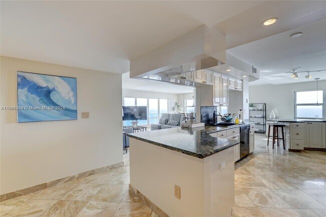 Foto del edificio - 3410 Galt Ocean Dr