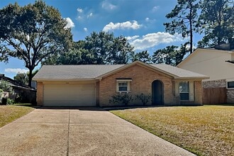 Building Photo - 3114 River Valley Dr
