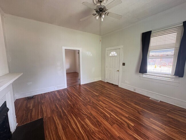 Foto del edificio - Charming Home Near Downtown Greer