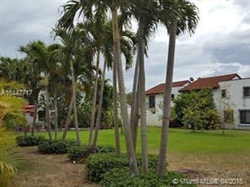 Building Photo - 1261 SW 124th Ct