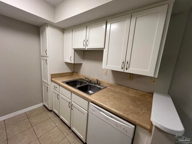 Foto del edificio - 9485 Sunnehanna Blvd