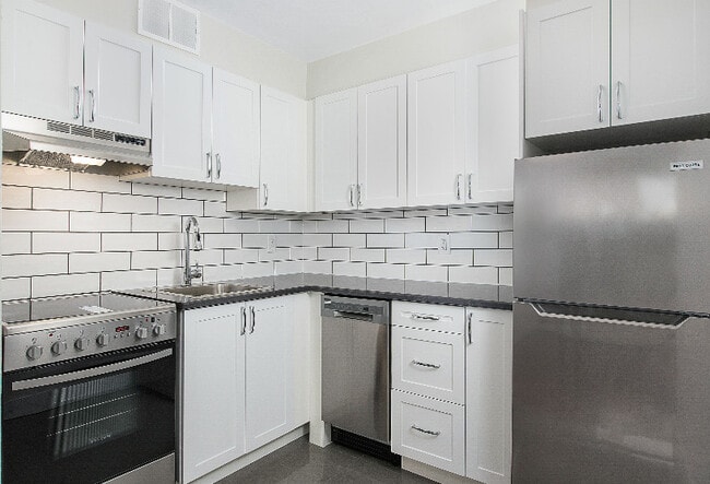 Building Photo - Brockton Apartments