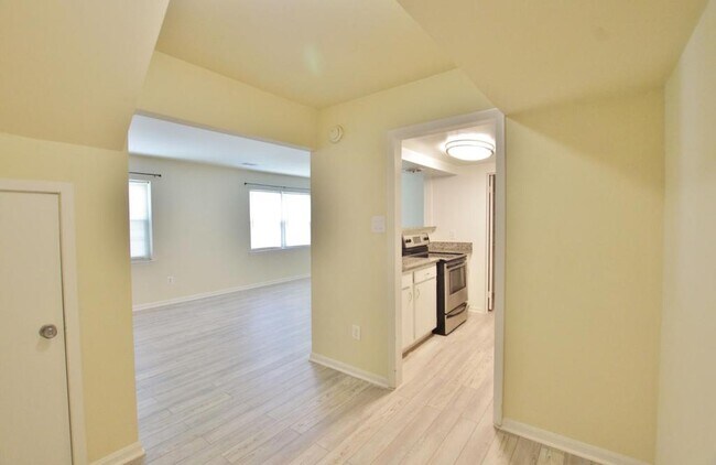 Foto del edificio - 8612 Walutes Cir