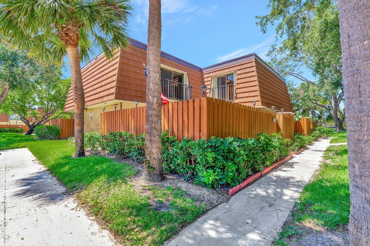 Foto principal - 3016 30th Ct