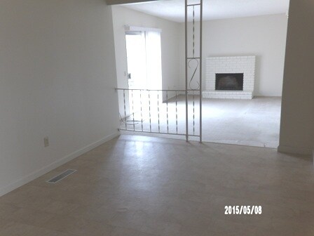 Building Photo - 3251 De Forest Rd