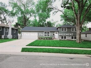 Building Photo - 5817 W 101st St