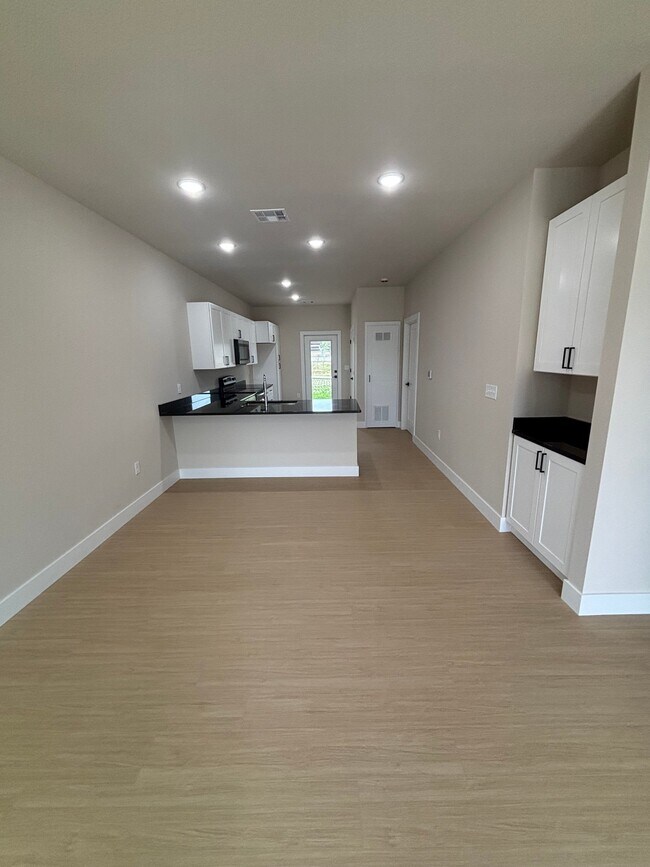 Foto del edificio - 1291 N Curtis Ct