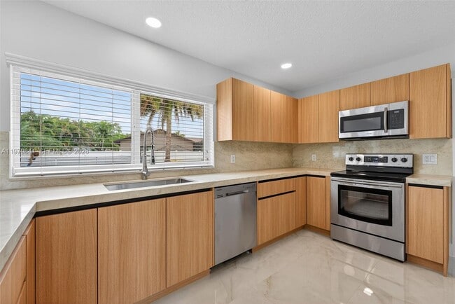 Foto del edificio - 8695 SW 51st Pl