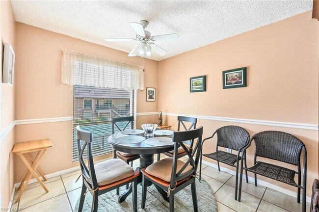 Foto del edificio - 248 Pebble Beach Cir