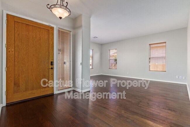 Building Photo - 1791 W Maplewood Pl