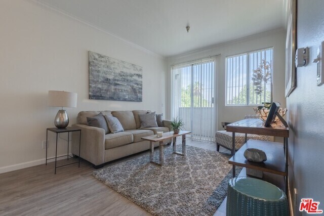 Foto del edificio - 11473 Riverside Dr