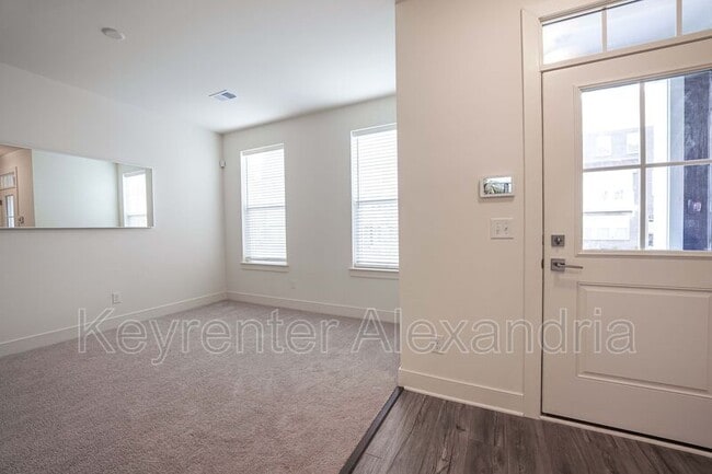 Building Photo - 17652 Falcon Heights St