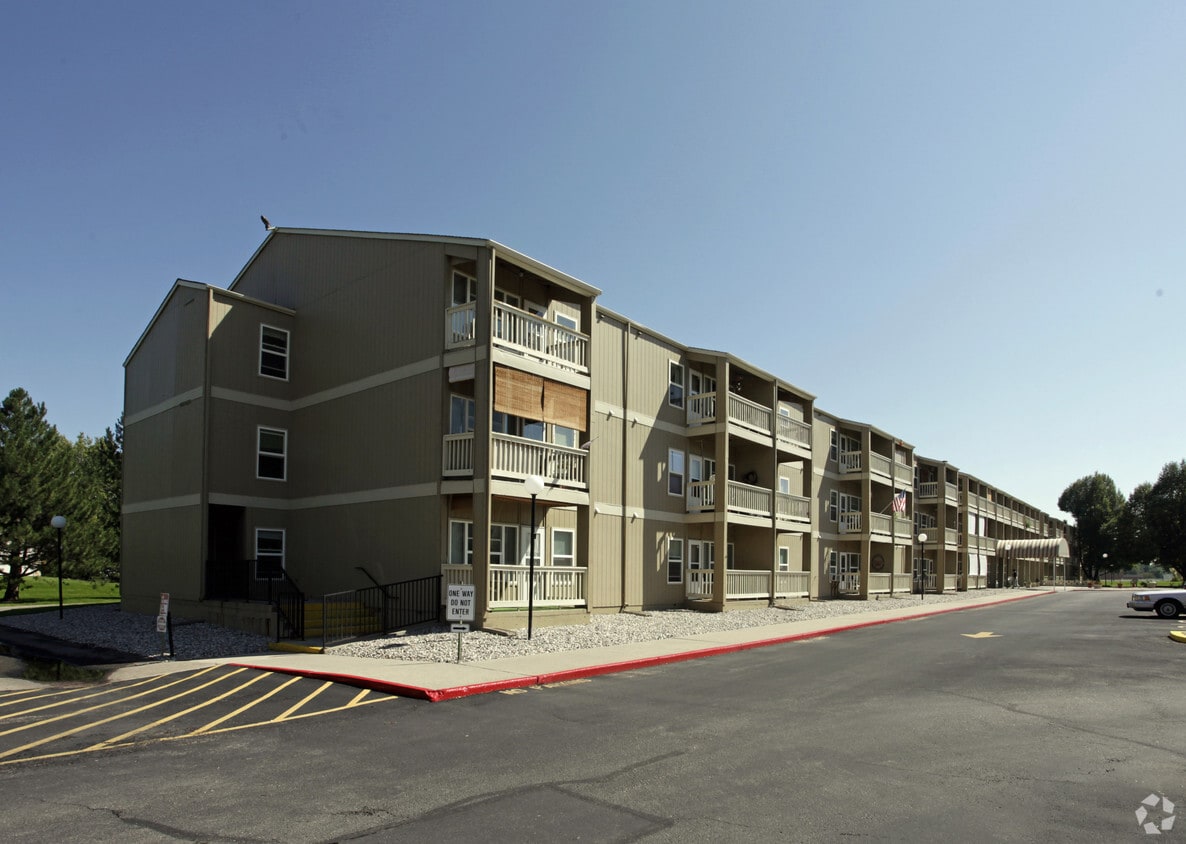 Primary Photo - Oakbrook I Manor