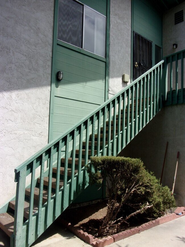 Building Photo - 2245-2247-B Felspar St