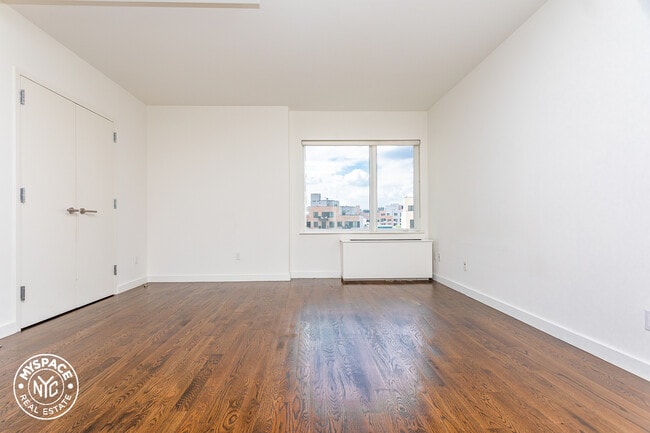 Building Photo - 1209 Dekalb Ave