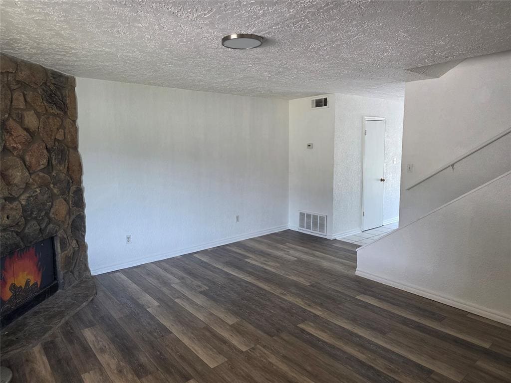 Primary Photo - 637 Sinclair Dr