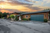 Foto principal - Luxury 2 bedroom 2 bath with one car garag...