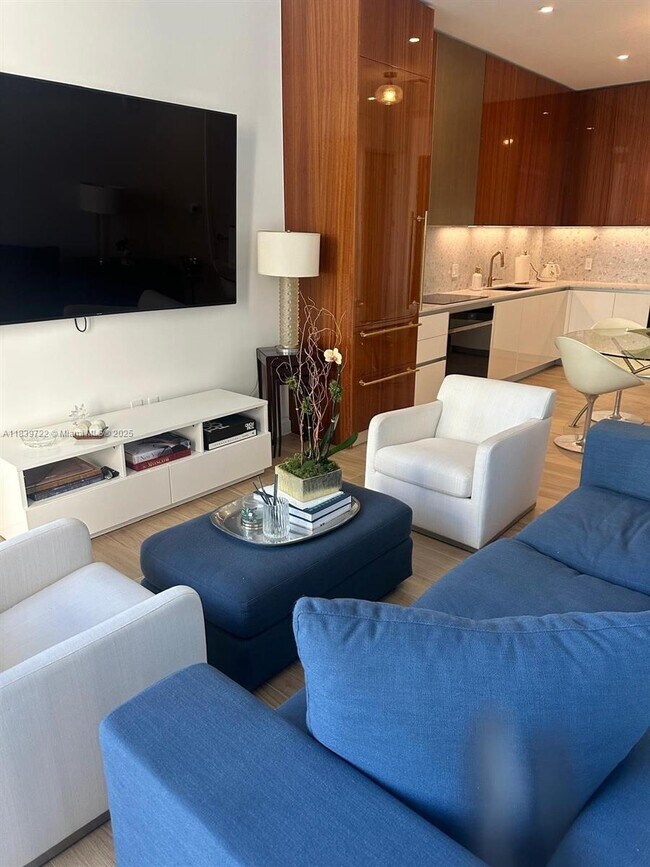 Foto del edificio - 2655 S Bayshore Dr