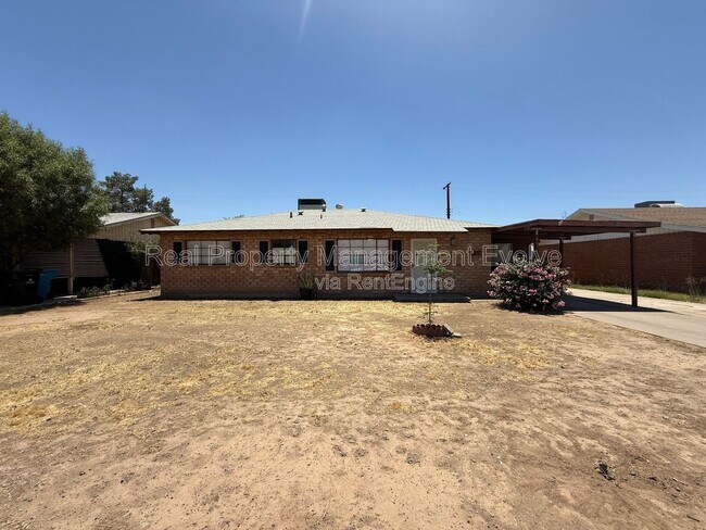 Foto del edificio - 4021 W Berridge Ln