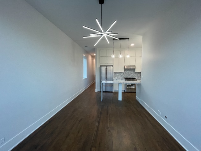 Photo - 1647 W Hubbard St Apartment