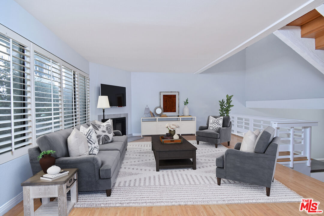 Primary Photo - 831 14th St