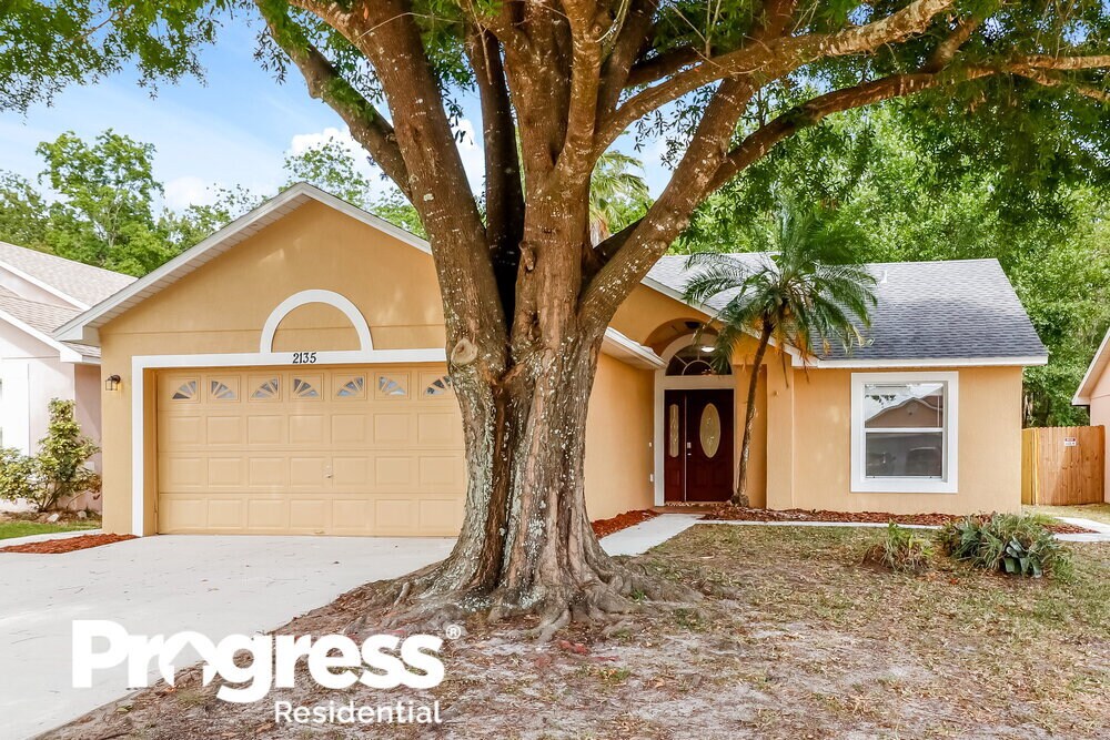 2135 Remington Pointe Blvd, Kissimmee, FL 34743 House Rental in