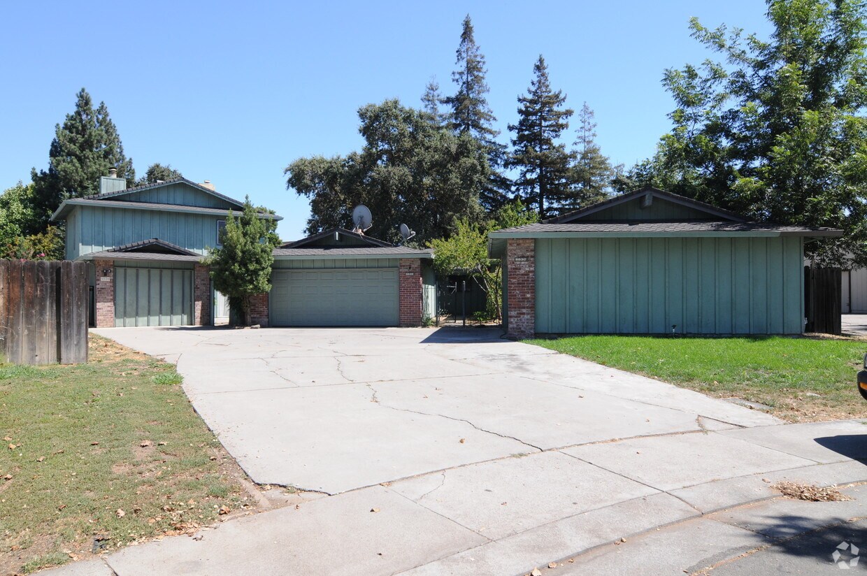 Primary Photo - 5530 Fox Sparrow Ct