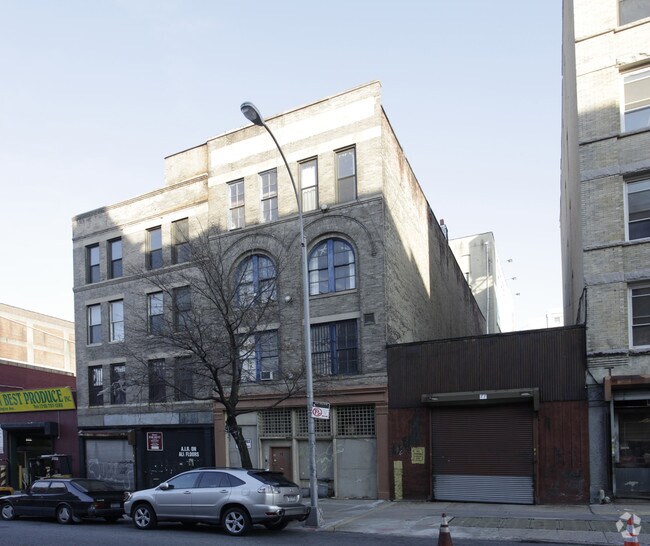 Foto principal - 73 Washington Ave