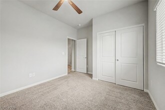 Building Photo - 7552 Blue Lotus Ave