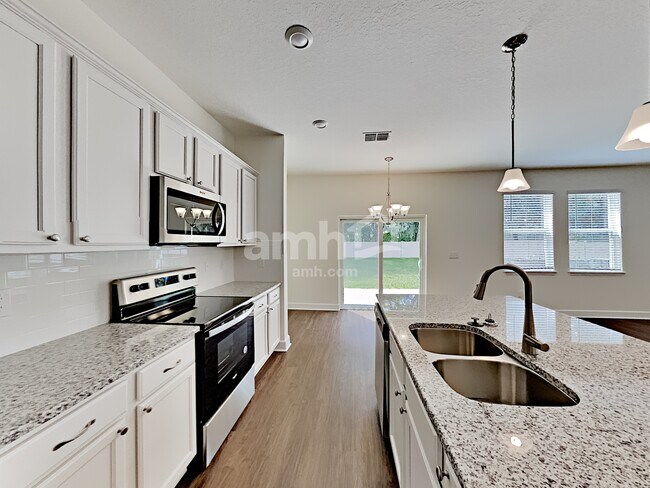 Foto del edificio - 2795 Wilder Meadows Ln
