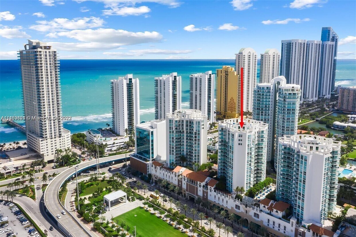 200 Sunny Isles Blvd Unit 2PH2, Sunny Isles Beach, FL 33160 Condo
