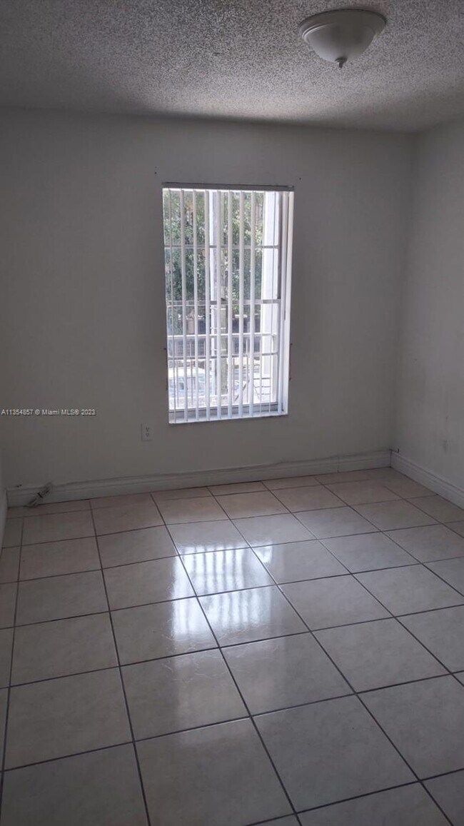 Foto del edificio - 5625 W 20th Ave