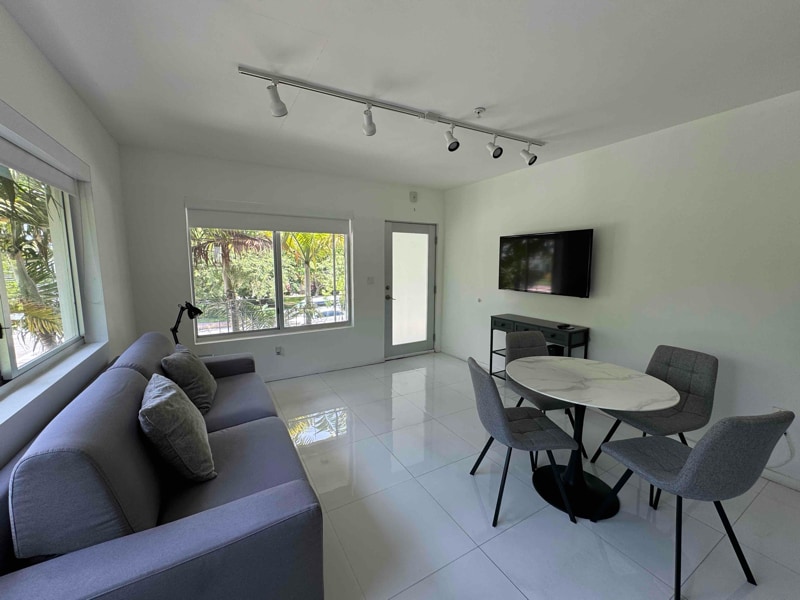 Photo - 801 15th St (Miami Beach, FL)