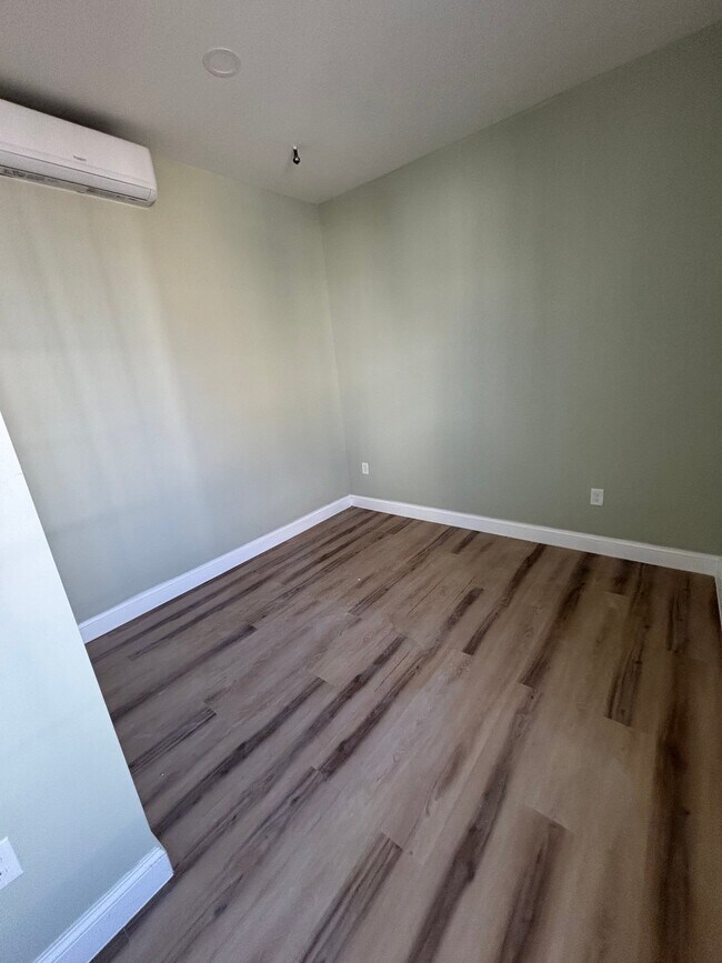 Foto del edificio - 110 8th St