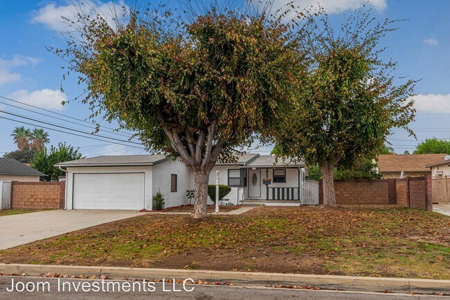 Building Photo - 3 br, 2 bath House - 1111 S Susanna Ave