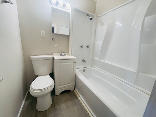 Foto del edificio - 209 S 1st St