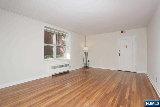 Foto del edificio - 2340 Linwood Ave