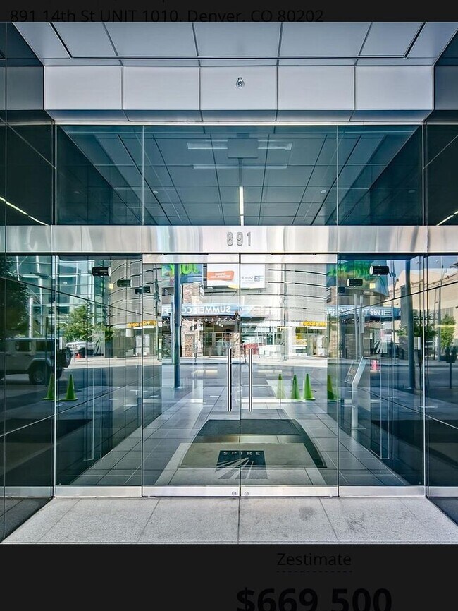 Foto del edificio - Incredible 2 Bedroom High Rise in Downtown...