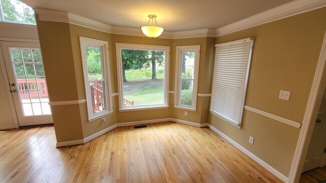 Foto del edificio - 95 River Park Ln