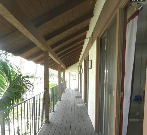 Building Photo - 17210 Newhope St